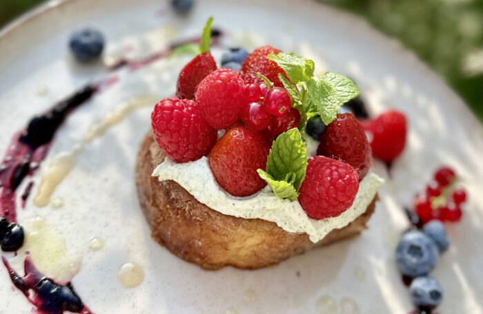 <img src="https://kawiarniafilizanki.com/wp-content/uploads/2024/09/diet2.webp " width="32px" > Tost francuski