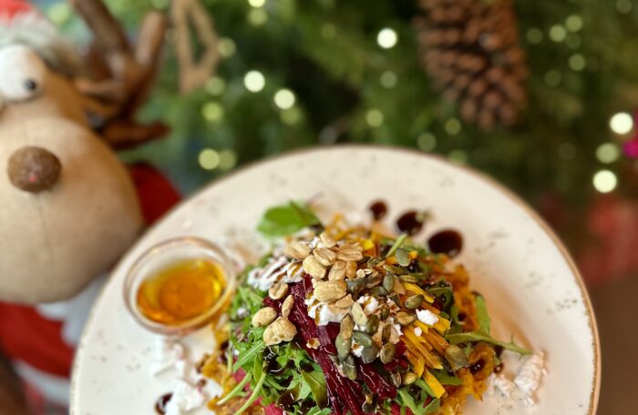 <img src="https://kawiarniafilizanki.com/wp-content/uploads/2024/09/diet.png " width="32px" > <img src="https://kawiarniafilizanki.com/wp-content/uploads/2024/09/gluten-free2.png " width="32px" > 
Placek
ziemniaczany