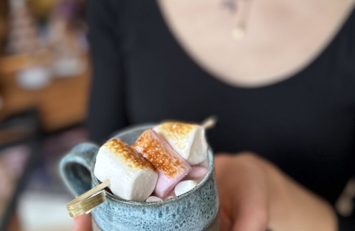 Kakao z piankami mashmallow